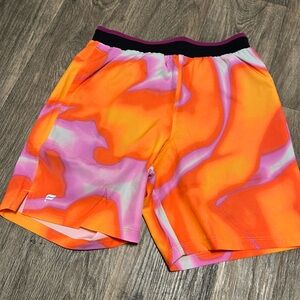Fabletics new with tags Fundamental Lined Short, Size Small